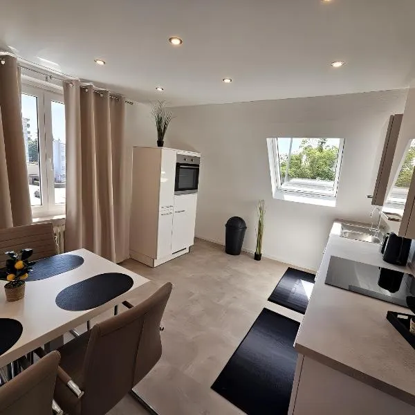 Ferienwohnung Melina 300 Meter zum See，位于腓特烈港的酒店