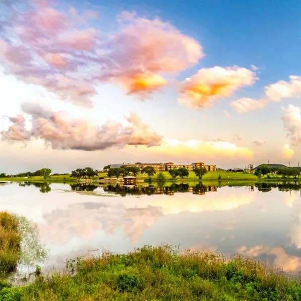 Rough Creek Lodge Ranch and Resort，位于格伦罗斯的酒店