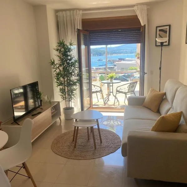 Apartamento Combarro chico，位于科巴罗的酒店