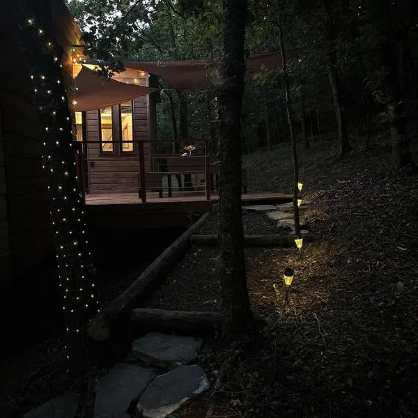 Tiny house en pleine nature，位于Arsac-en-Velay的酒店