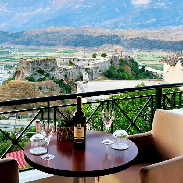 Villa Topulli View，位于吉诺卡斯特的酒店