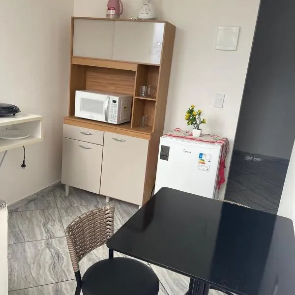 Apartamento 5 km do Aeroporto，位于巴西利亚的酒店