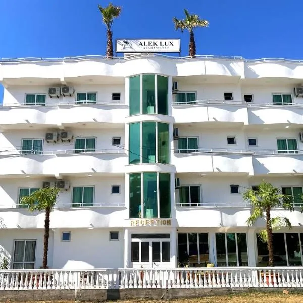 Alek Lux Apartments & Restaurant，位于乌尔齐尼的酒店
