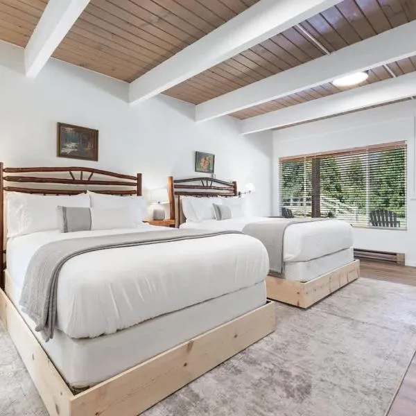 Camp Nelson Lodge Room 2，位于Ponderosa的酒店