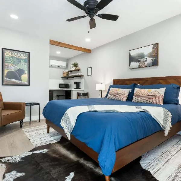 The Congress Sequoia Motel RM6，位于三河城的酒店