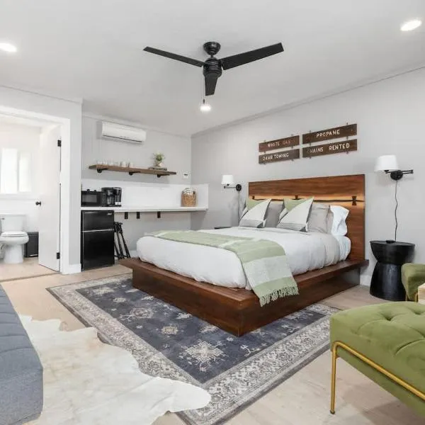 The Atwell Sequoia Motel RM 8，位于三河城的酒店