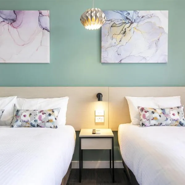 Nightcap at Watermark Glenelg，位于阿德莱德的酒店