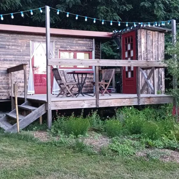 La Haute Brunie，位于Roussines的酒店