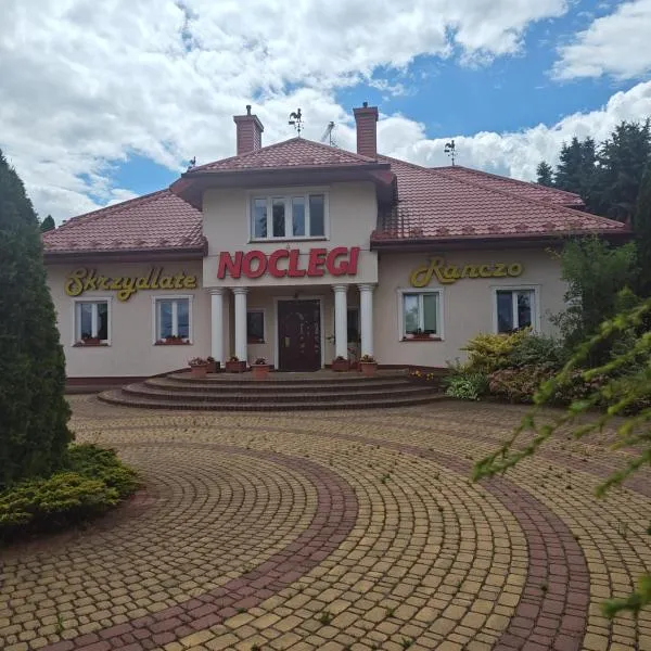 Skrzydlate Ranczo，位于弗沃达瓦的酒店