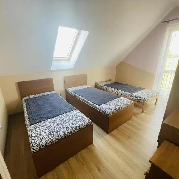 Orzechowy Raj Lechówek，位于Lechówek的酒店