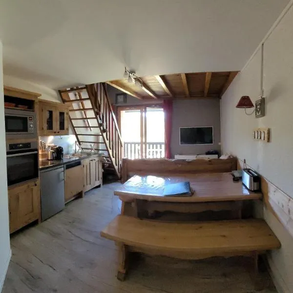 Le clos perché，位于勒格兰阿伯尔热芒的酒店