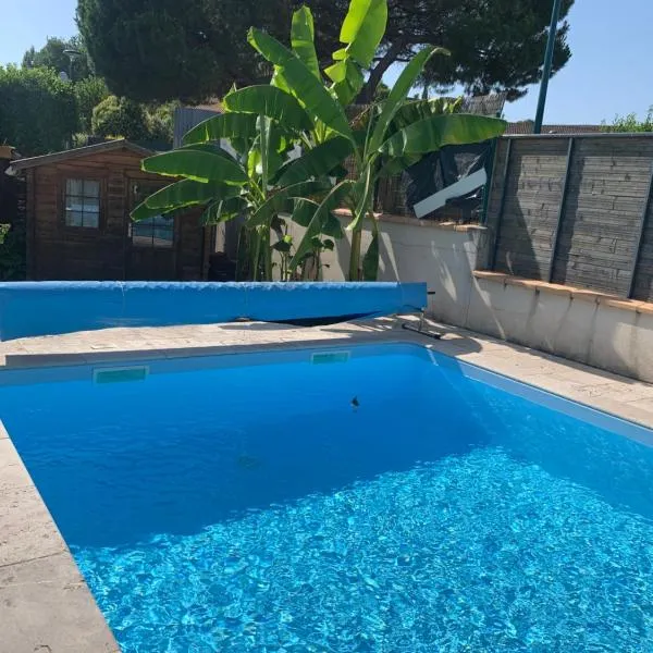 Chambre spacieuse, piscine，位于Saint-Sylvestre-sur-Lot的酒店
