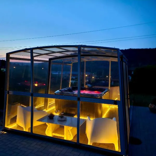 Apartamenty pod Gromadzyniem Górski Relaks，位于下乌斯奇基的酒店