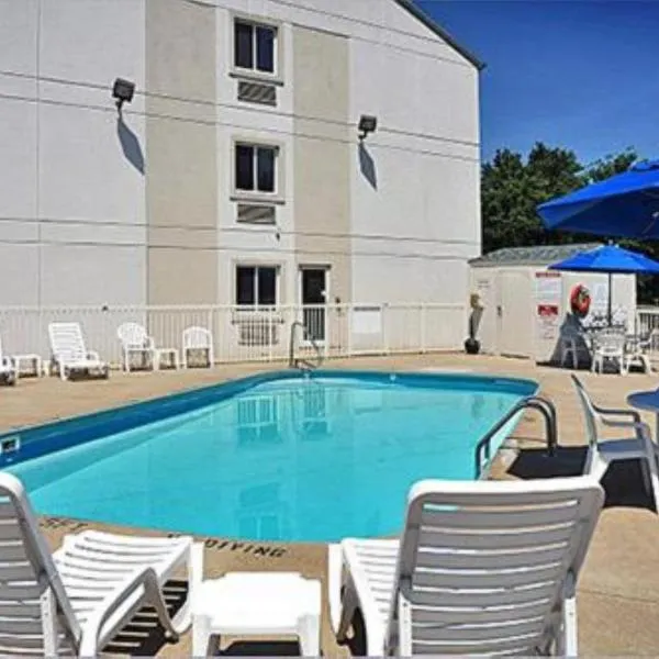 桑达斯基米兰6号汽车旅馆，位于米兰诺的酒店