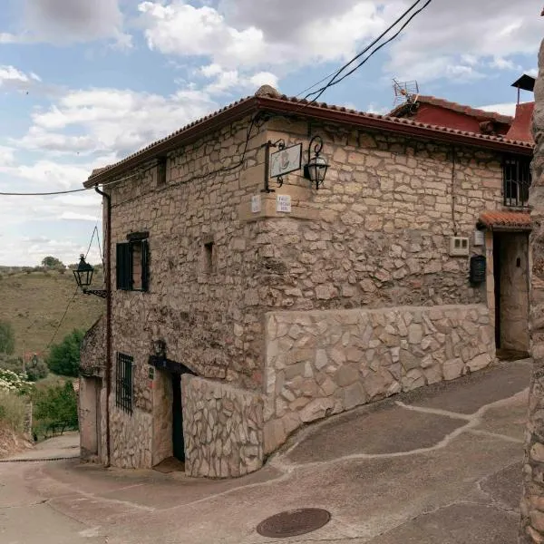 Casa Rural La Mansión de la Toba，位于La Toba的酒店