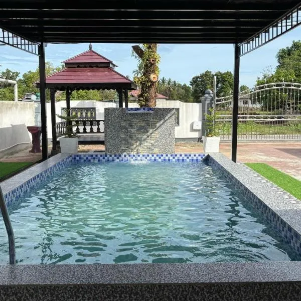 D'BALI HOMESTAY - Private Swimming Pool, NETFLIX, Internet Wifi ,Cuckoo, Internet Wifi , Dryer, Washing Machine, Aircond Setiap Bilik & Ruang Tamu，位于巴西富地的酒店