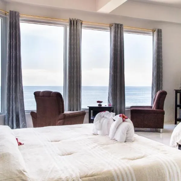 杰伊奈特海景度假酒店，位于Locon的酒店
