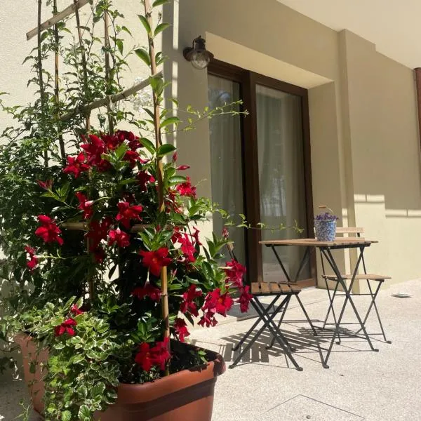 La Casa nel Parco，位于佩萨罗的酒店