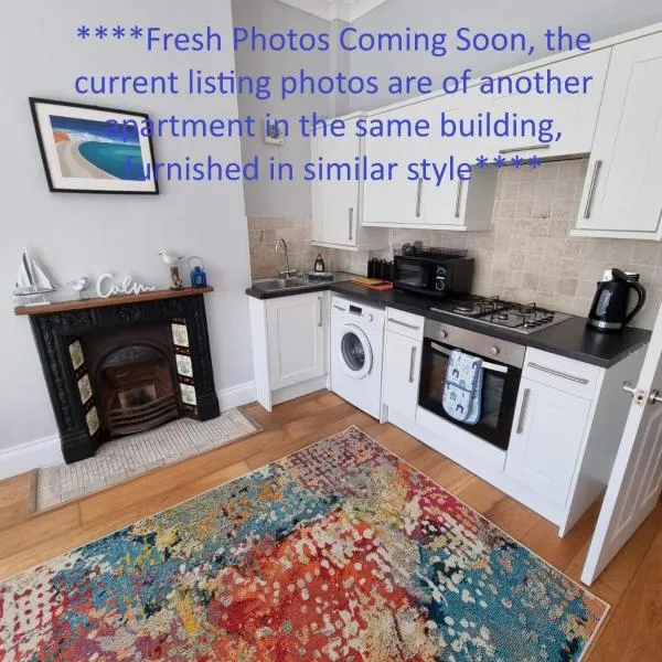 Sandown Seaside apartment First Floor，位于桑当的酒店