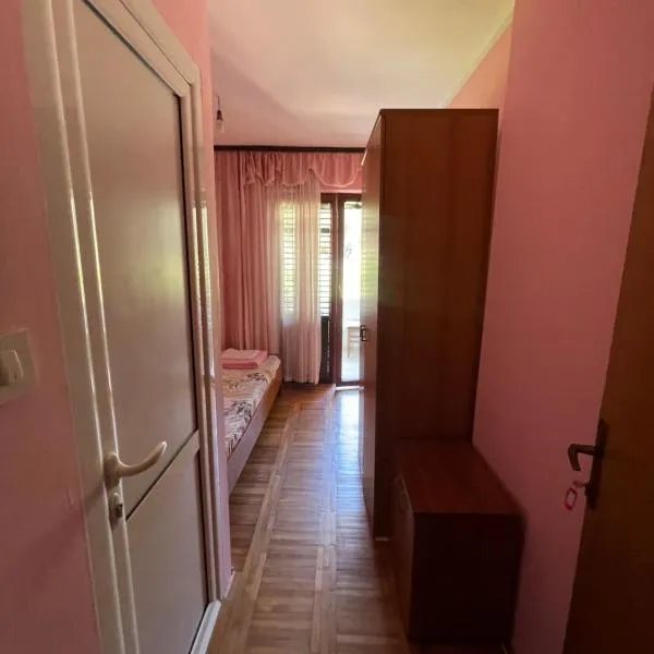 Aparments in the olives，位于贝西奇的酒店