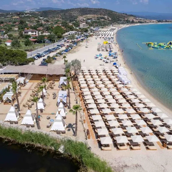 Linari Sea & Suites，位于奥马斯帕纳吉亚斯的酒店