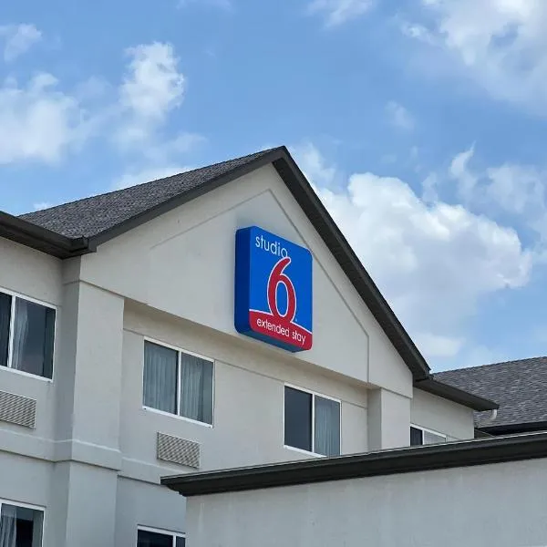 Studio 6 Oklahoma City - Moore Norman，位于俄克拉何马城的酒店