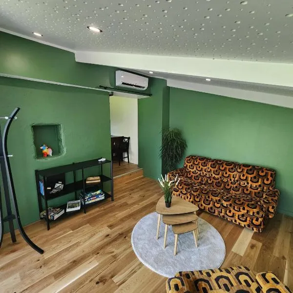 La Couleuvre，位于Beaujeu-Saint-Vallier-et-Pierrejux的酒店