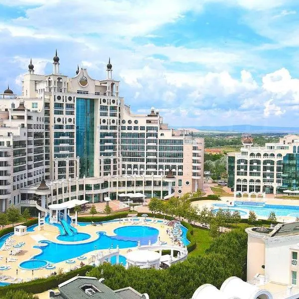 Apartment Sunset resort C8-24，位于帕莫瑞的酒店