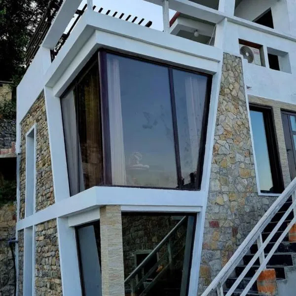 Kotor Bay View Apartments，位于比耶拉的酒店
