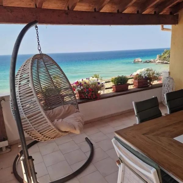 Corfu Glyfada Beach Apartment 91，位于格利法达的酒店