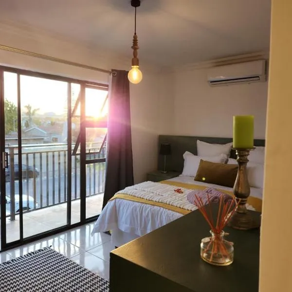 G's Apartments Cape Town，位于Windsor Park的酒店