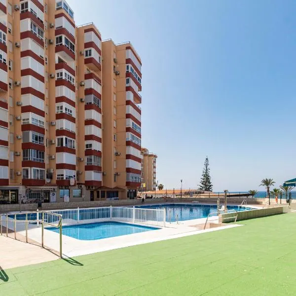 EL destello del Faro penthouse，位于托罗克斯的酒店