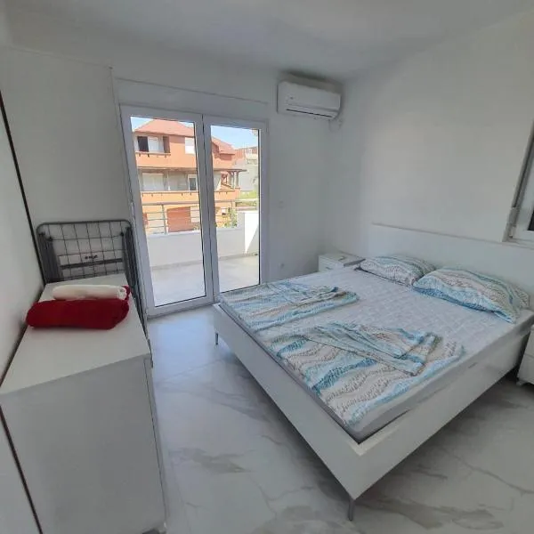 Apartmani Ajla，位于东吉托伊的酒店