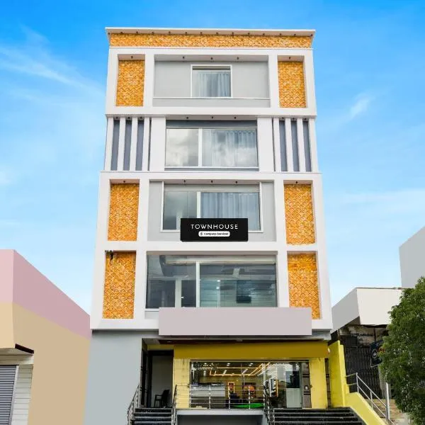 Super Townhouse Badangpet Crossway Hyderabad Formerly Balapur，位于Surūrnagar的酒店