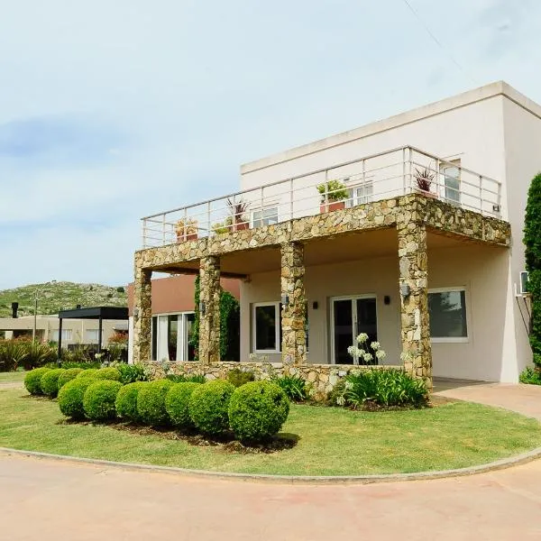 Altos de Tandil Hotel Boutique & Spa，位于坦迪尔的酒店