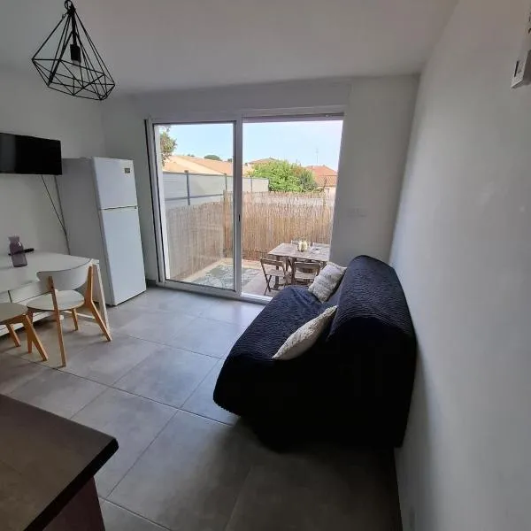 Entre Terre et Mer, logement cosy，位于Poussan的酒店