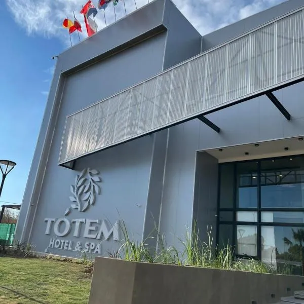 Tótem Hotel & Spa，位于圣马丁的酒店