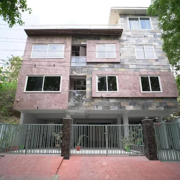 Lakeside Bliss Homestay at Fathesagar Lake，位于乌代浦的酒店