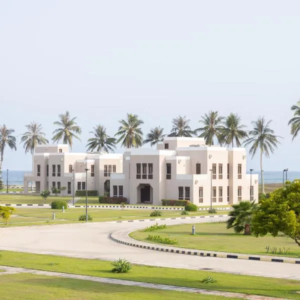 Al Shatti Villas，位于塞拉莱的酒店
