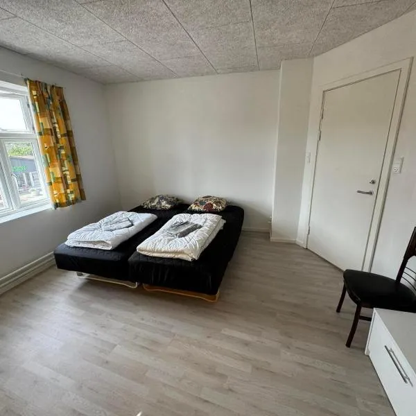Thistedvej 85C, Room 2，位于Nørresundby的酒店