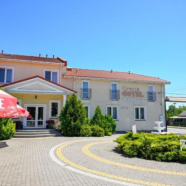 Hotel Gracja，位于Brok的酒店