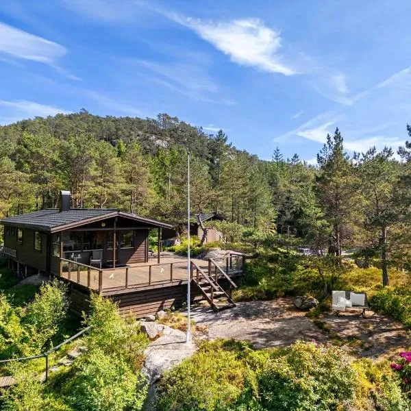 Chill House 15 min from Preikestolen，位于Strand的酒店