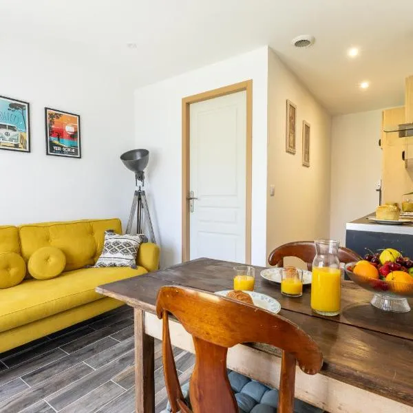 Bel appartement neuf avec jardin，位于达克斯的酒店