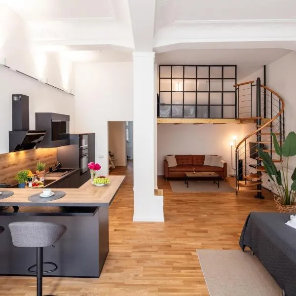 NEU! City-Loft-Apartment im Goethe Palais I 5P I Lift I Parkplatz I Zentrum I Helios，位于奥厄的酒店