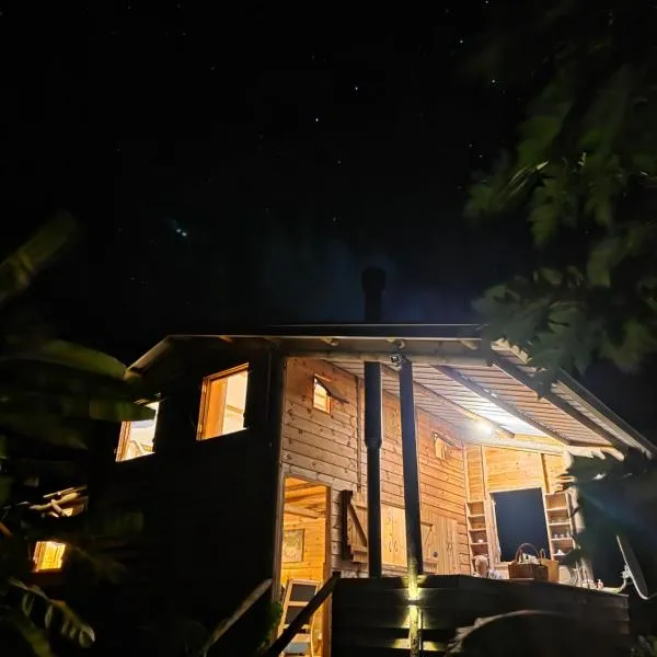 Le Chalet, La Petite Ferme，位于Vieux Grand Port的酒店