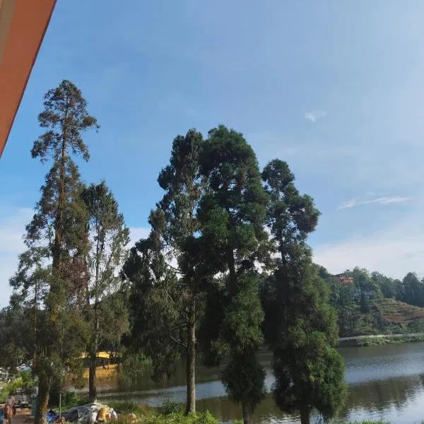 Lake View Homestay，位于Mirik的酒店