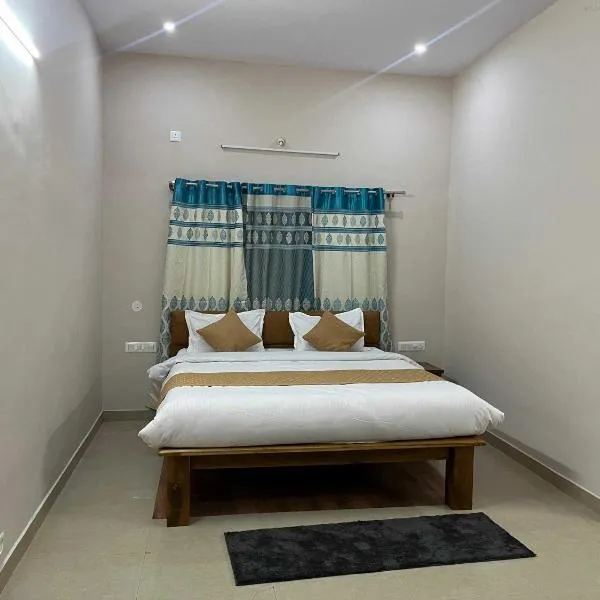 Hotel O Sri Lakshmi Dev's Comfort，位于Shrīrangapattana的酒店
