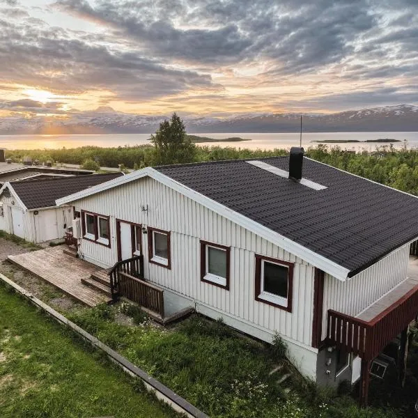 Abisko Panorama House，位于阿比斯库的酒店