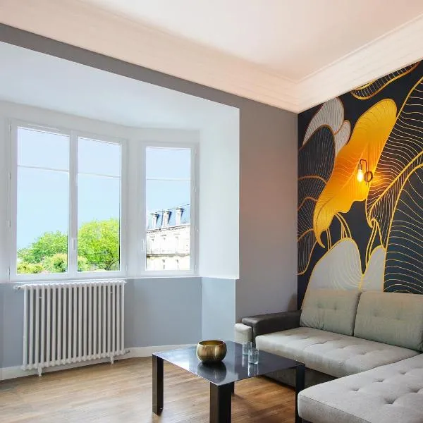 Appartement avec terrasse，位于吕松的酒店