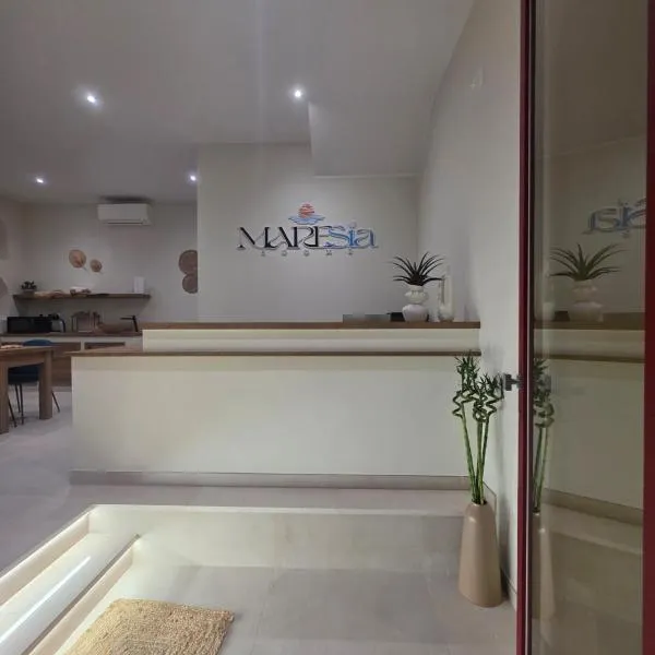 MARESIA Rooms，位于坎波马里诺的酒店